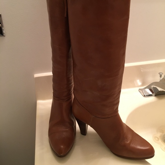 VINTAGE GENUINE LEATHER Heeled Boots - Picture 3 of 5